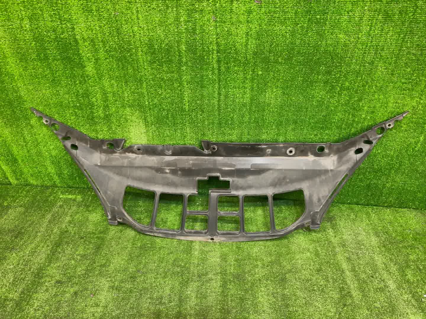 Защита замка капота TOYOTA WINDOM MCV30 2 ракурс