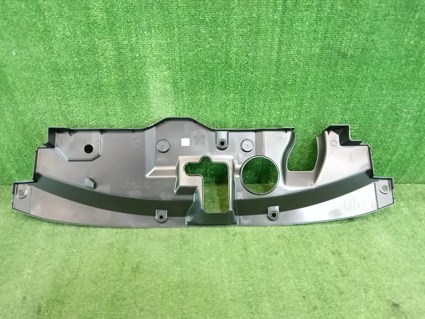 Защита замка капота HONDA VEZEL RV6 71320-3N0-000 2 ракурс