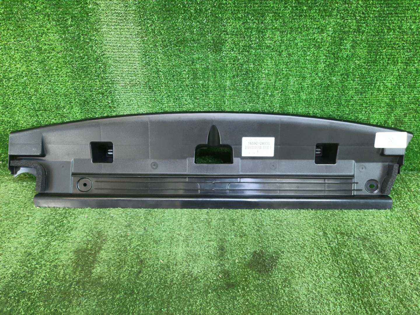 Защита замка капота LEXUS UX200 MZAA10 16592-24030 1 ракурс
