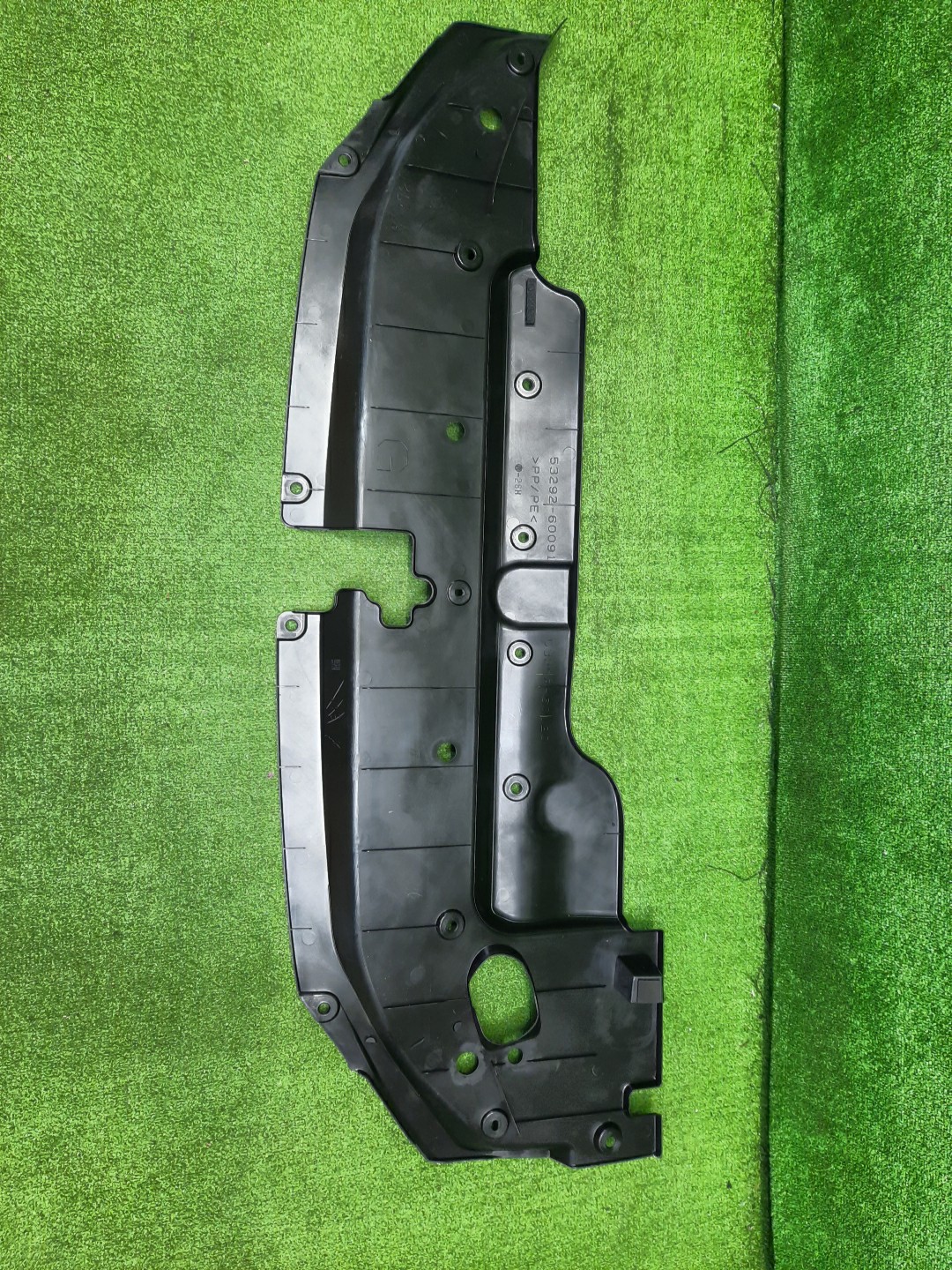 Защита замка капота LEXUS GX460 URJ150 53292-60120 2 ракурс