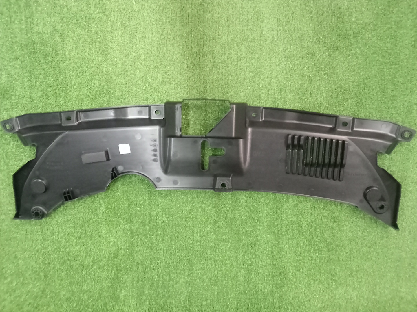 Защита замка капота HONDA ZR-V RZ3 71320-3V0-J00 2 ракурс