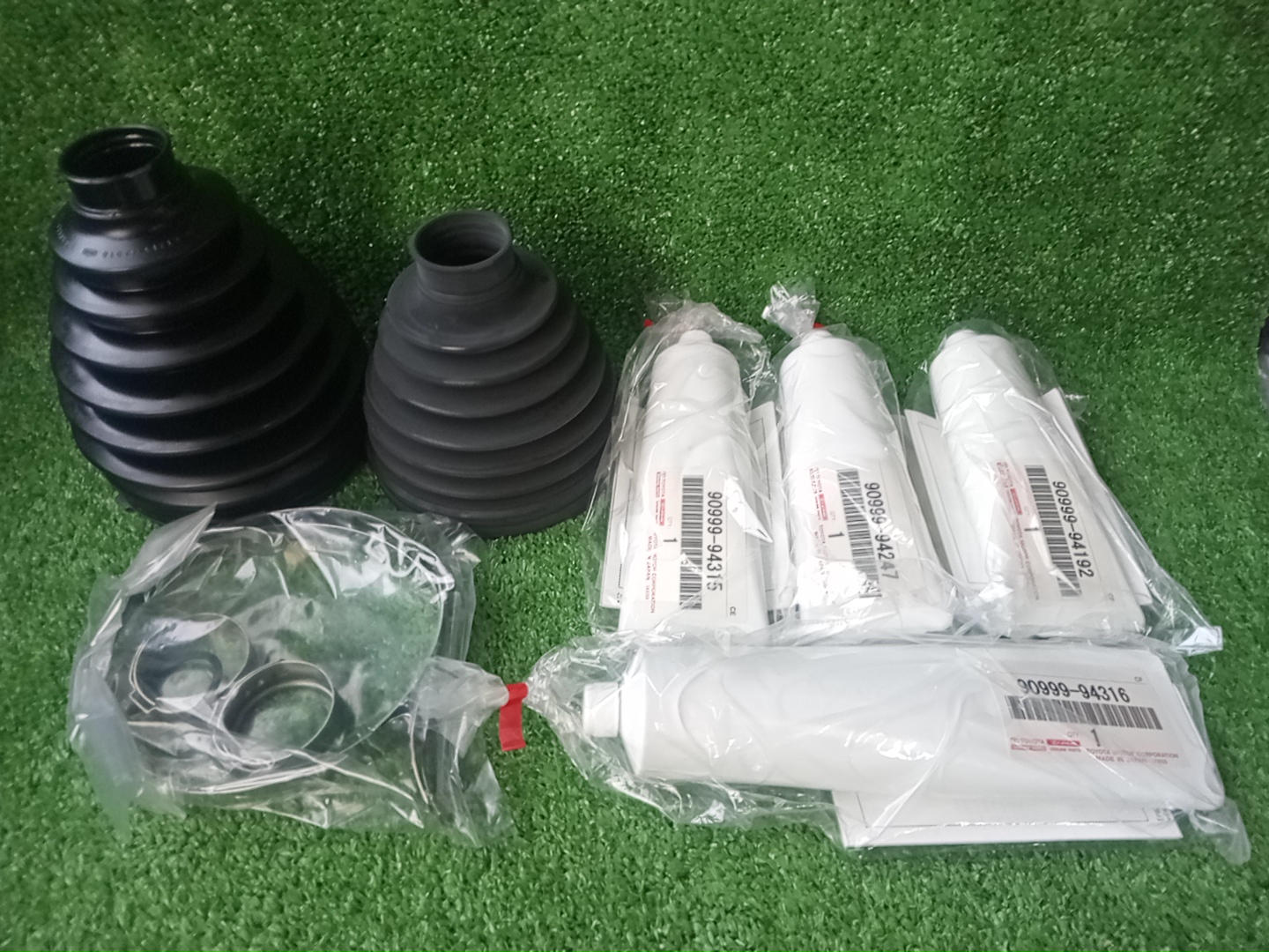 Пыльник привода TOYOTA LAND CRUISER FJA300W F33A-FTV 04427-60160 1 ракурс