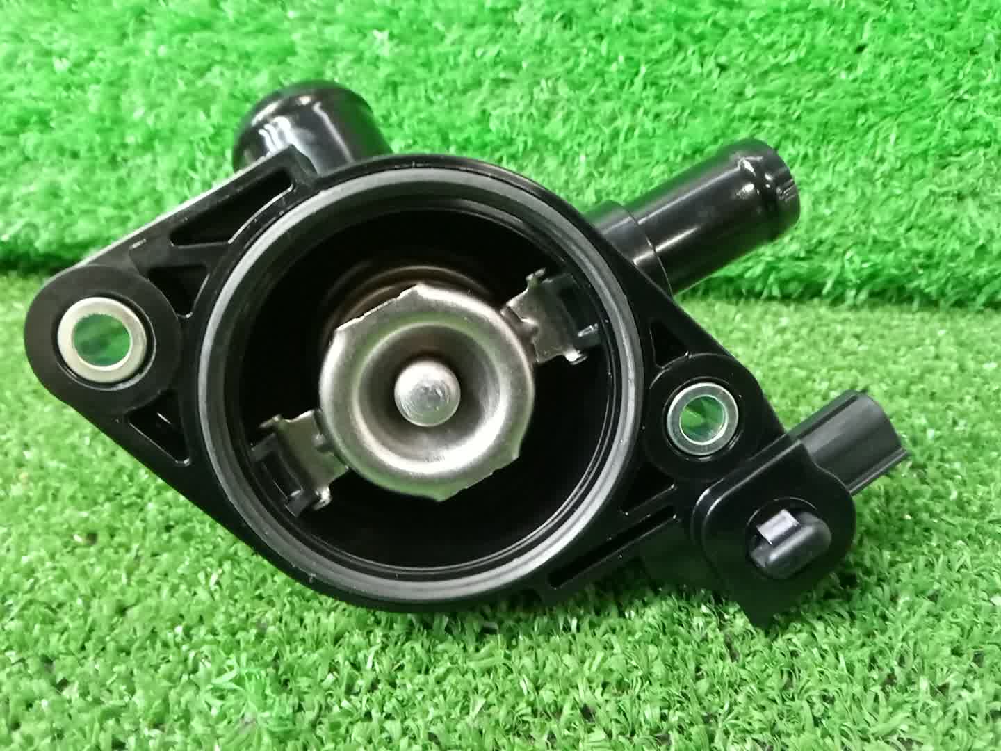 Термостат TOYOTA YARIS MXPA10 M15A-FKS 16031-15010 3 ракурс Термостат TOYOTA YARIS MXPA10 M15A-FKS 16031-15010 3 ракурс