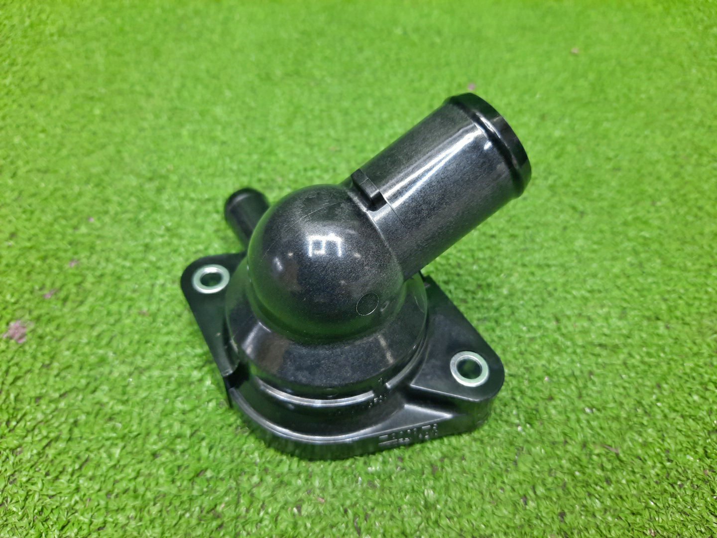 Термостат TOYOTA AQUA MXPK10 16031-15020 1 ракурс Термостат TOYOTA AQUA MXPK10 16031-15020 1 ракурс
