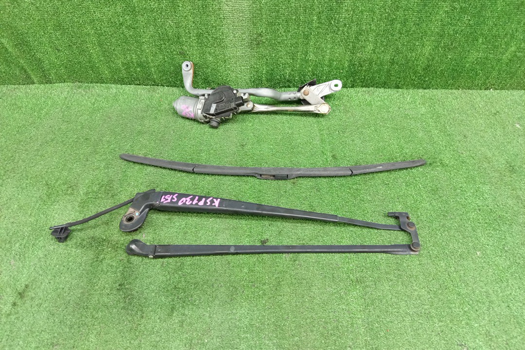 Щетка стеклоочистителя TOYOTA VITZ NSP130 85110-52600 1 ракурс