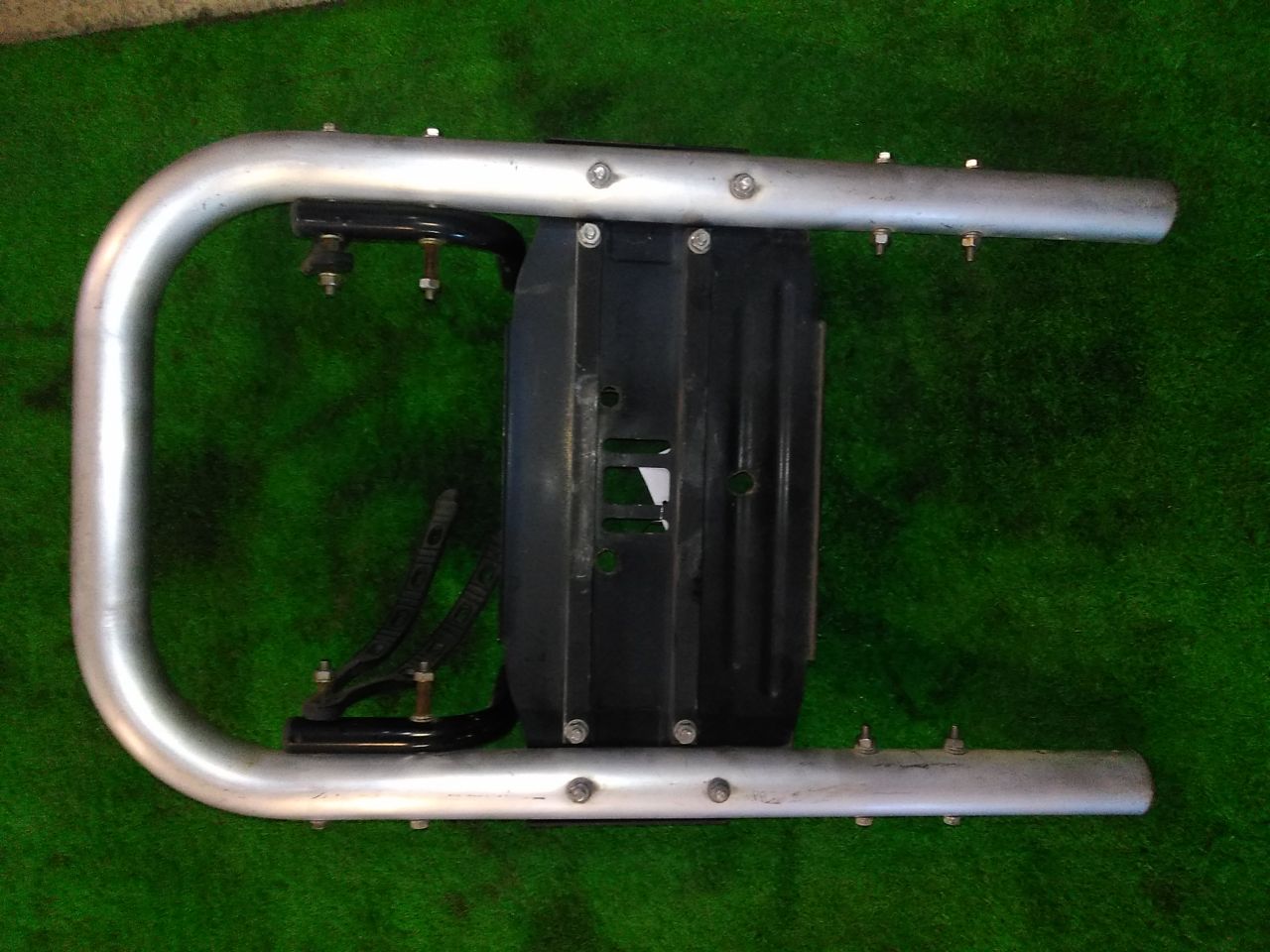 Крепление для лыж TOYOTA LAND CRUISER HDJ81 287 3 ракурс