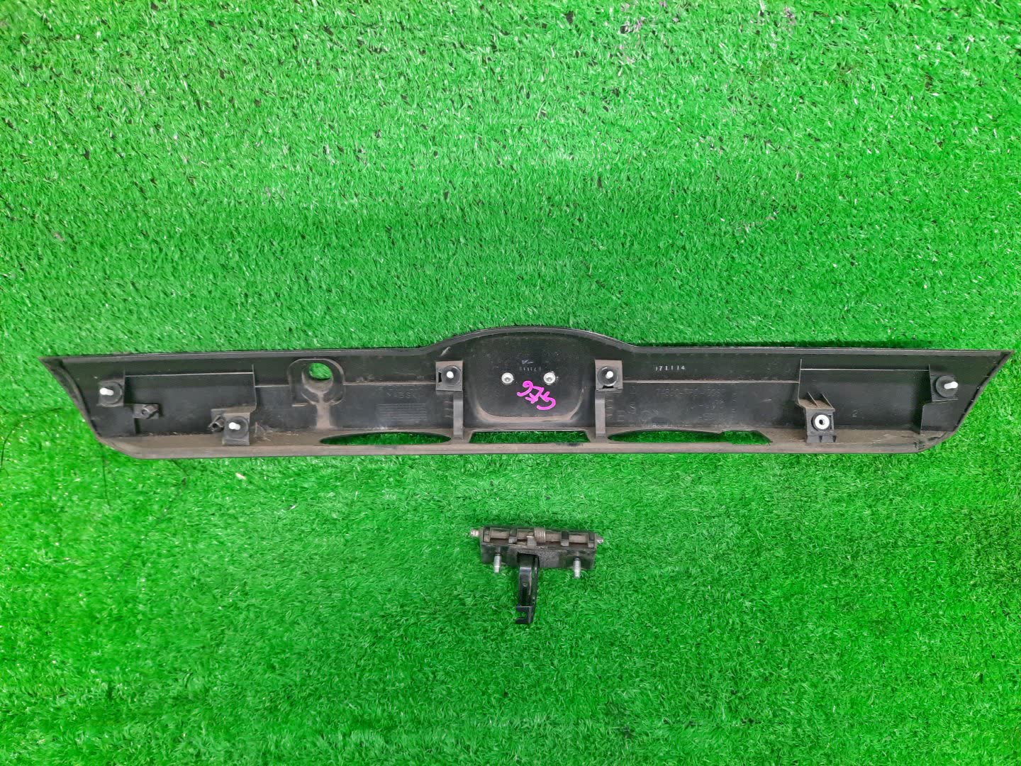 Ручка задней двери задняя HONDA FIT GE6 6570 2 ракурс