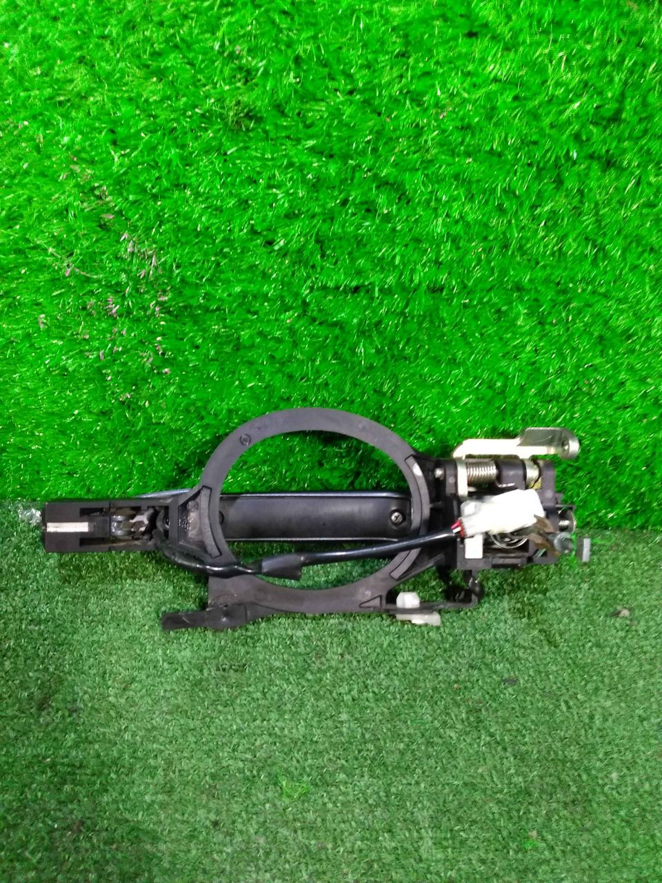 Ручка двери правая передняя MITSUBISHI GALANT FORTIS CY4A 2 ракурс