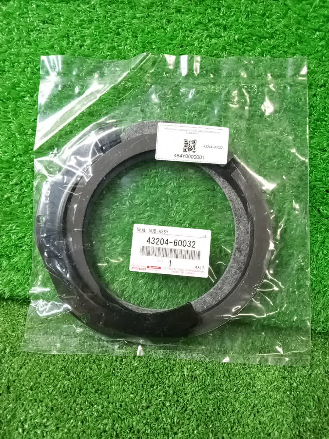 Ремкомплект шкворней TOYOTA LAND CRUISER HDJ81 43204-60032 1 ракурс