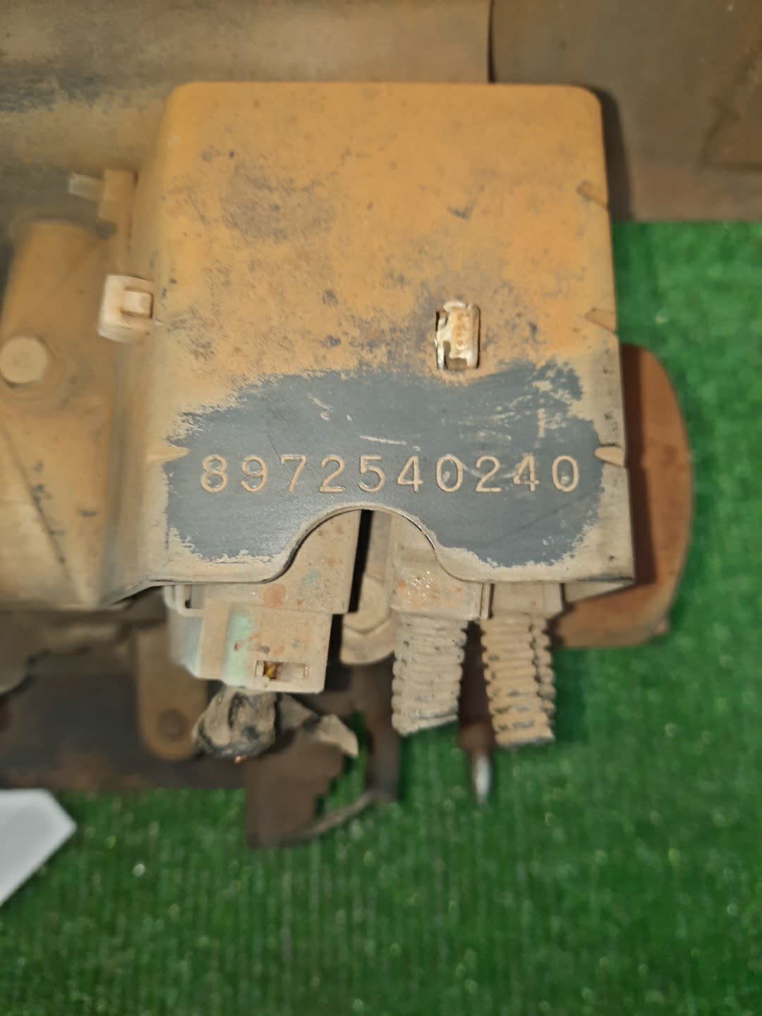 Главный цилиндр сцепления NISSAN ATLAS AKR71 4HG1 8972540240 2 ракурс