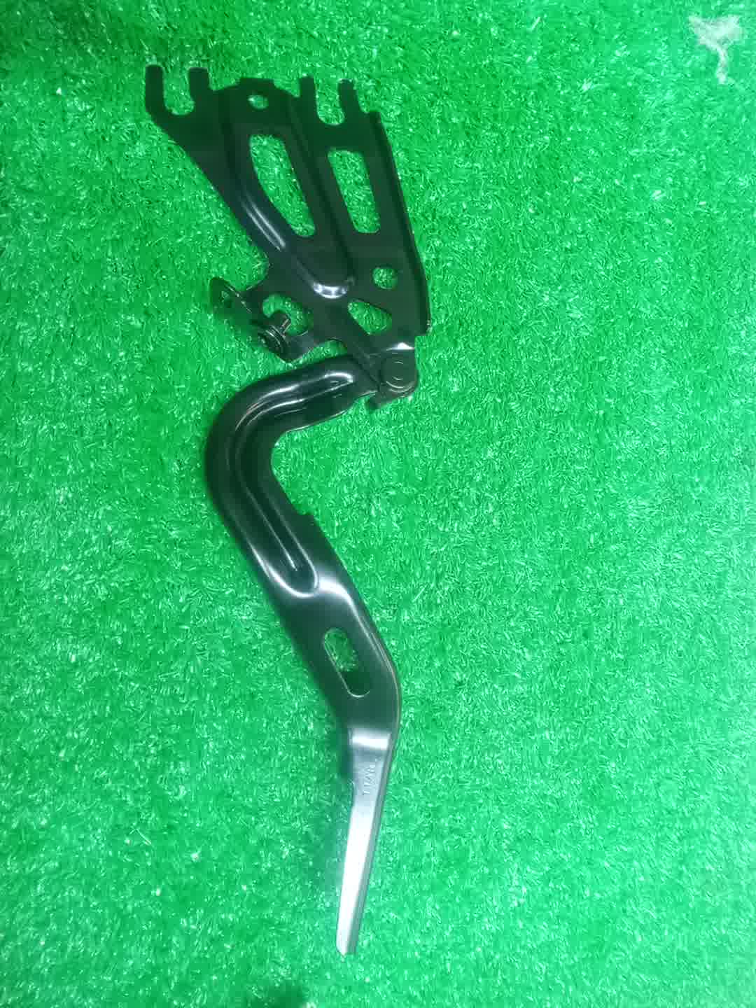 Петля капота правая передняя HONDA N-BOX JF3 60120-TTA-000ZZ 1 ракурс