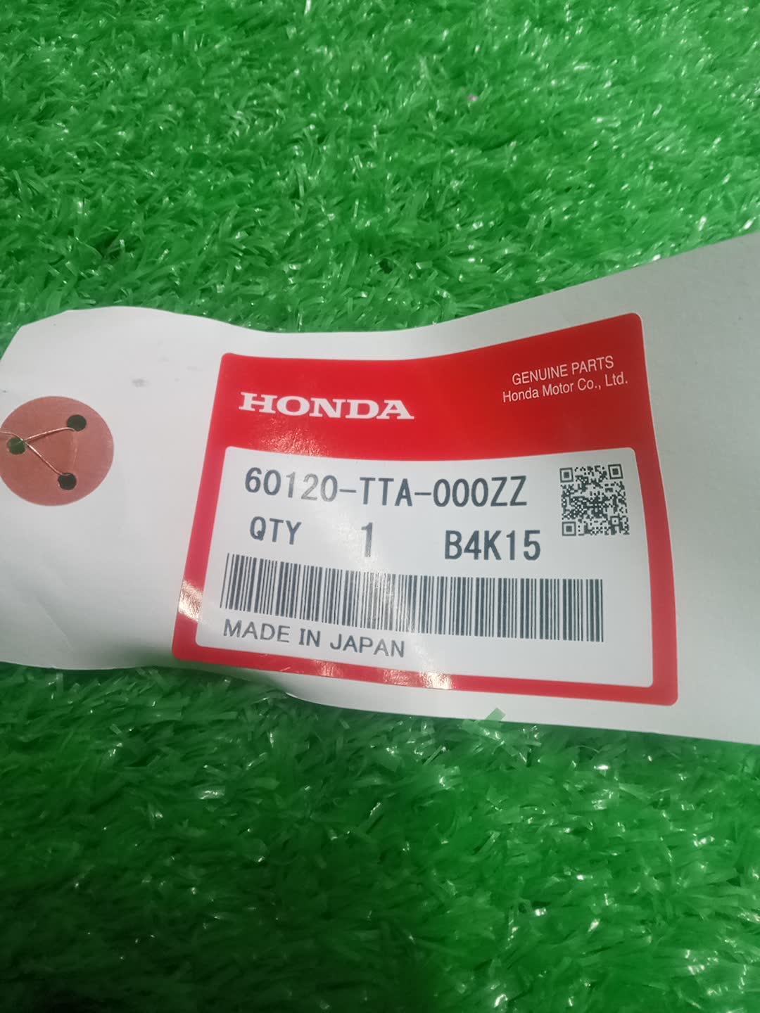 Петля капота правая передняя HONDA N-BOX JF3 60120-TTA-000ZZ 2 ракурс