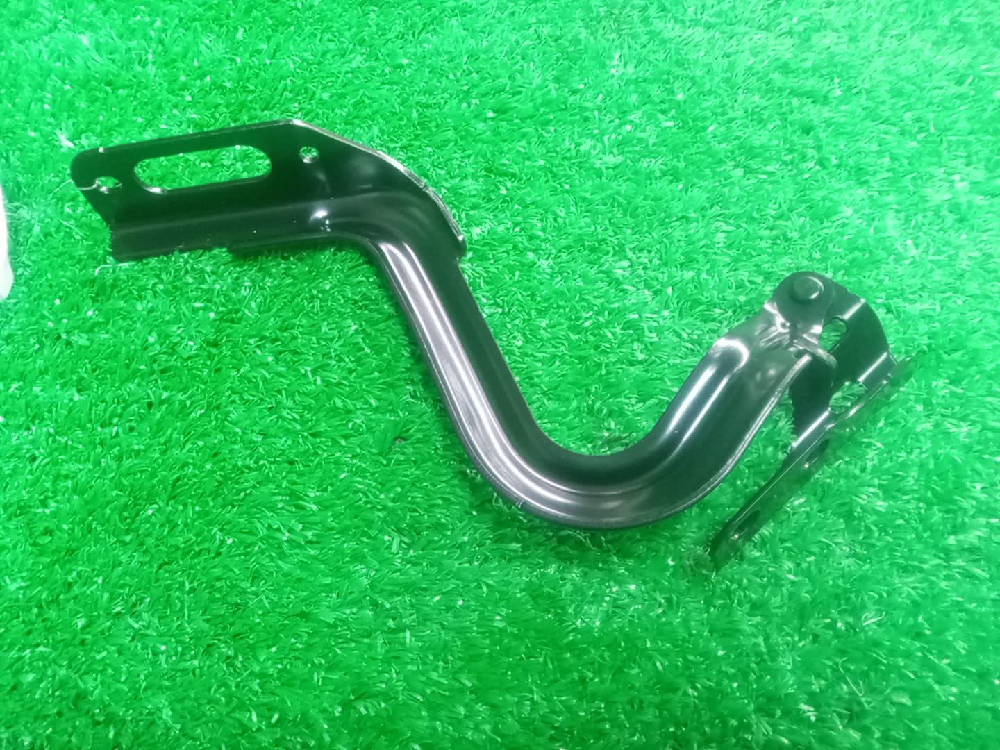 Петля капота правая передняя HONDA N-VAN JJ1 60120-TXA-000ZZ 2 ракурс