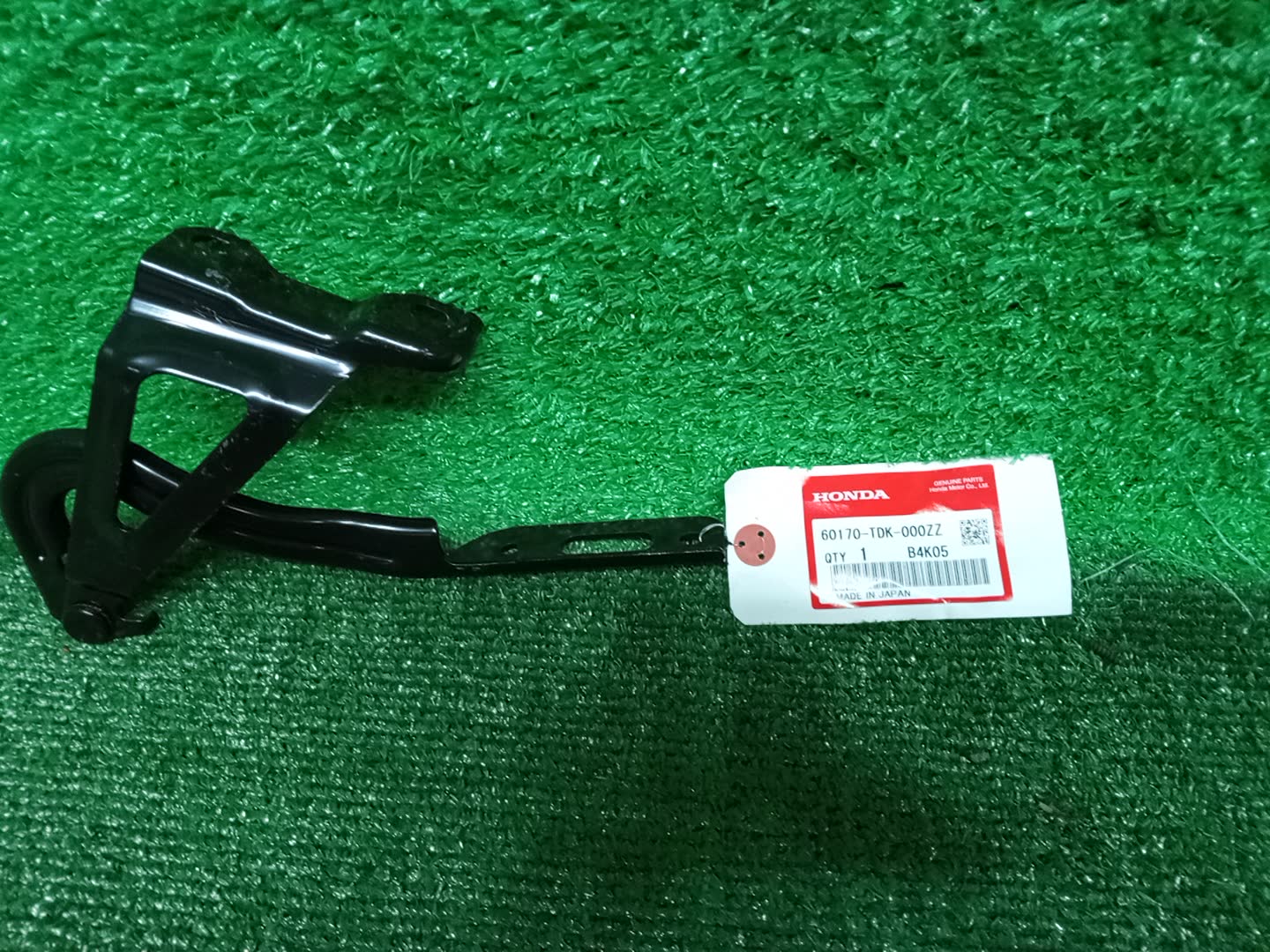 Петля капота левая передняя HONDA FREED+, FREED GB5, GB6, GB7, GB8 60170-TDK-000ZZ 1 ракурс