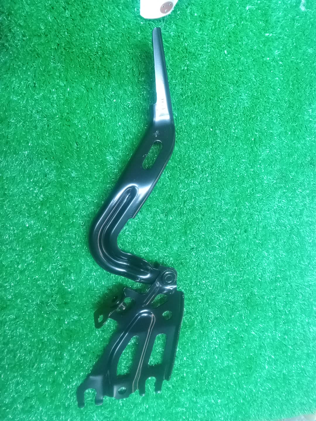 Петля капота левая передняя HONDA N-BOX JF3 60170-TTA-000ZZ 1 ракурс