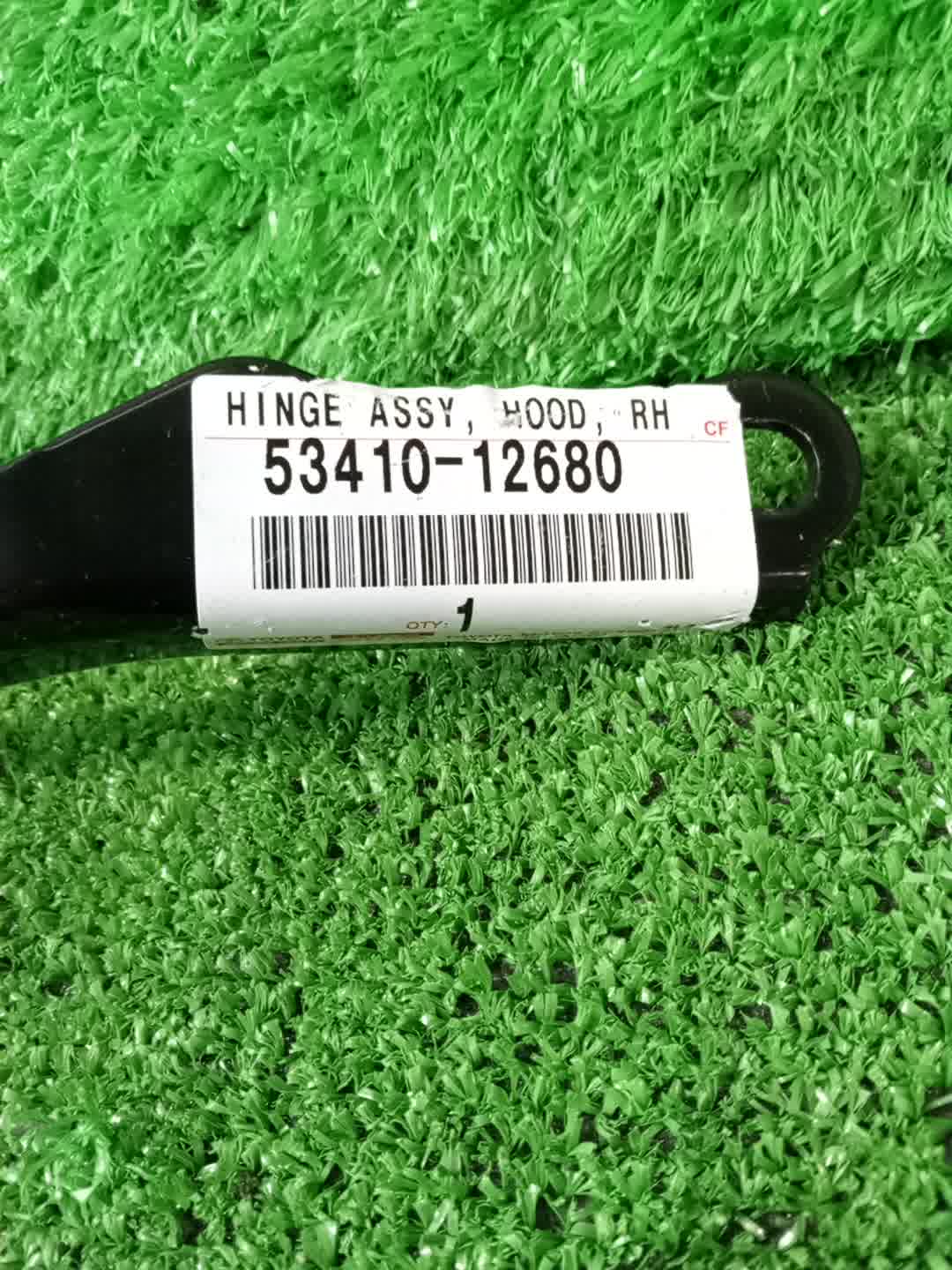 Петля капота правая передняя TOYOTA COROLLA ZWE211 53410-12680 2 ракурс
