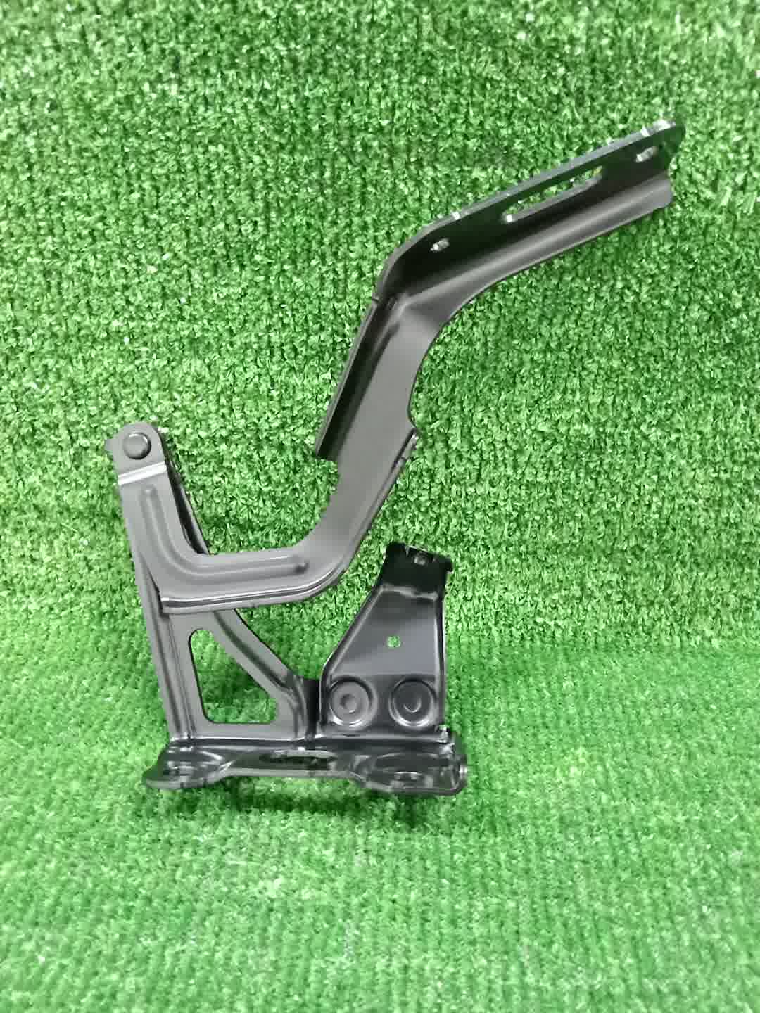 Петля капота левая HONDA FIT GR5 60170-TZA-000ZZ 1 ракурс