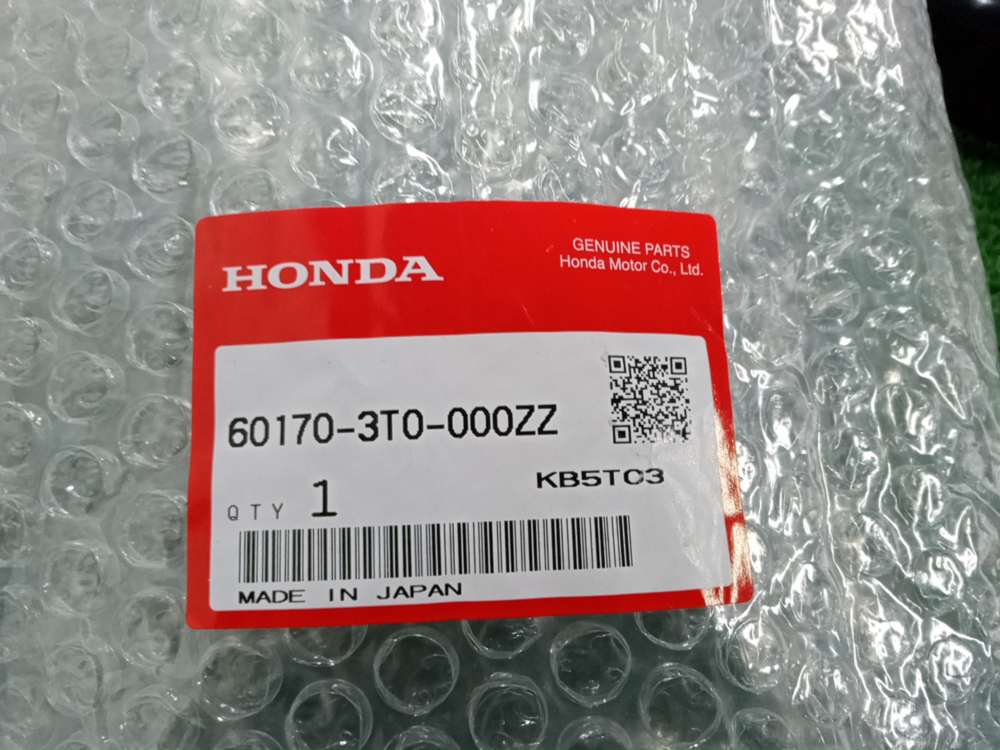 Петля капота левая передняя HONDA STEPWGN RP7 60170-3T0-000ZZ 3 ракурс