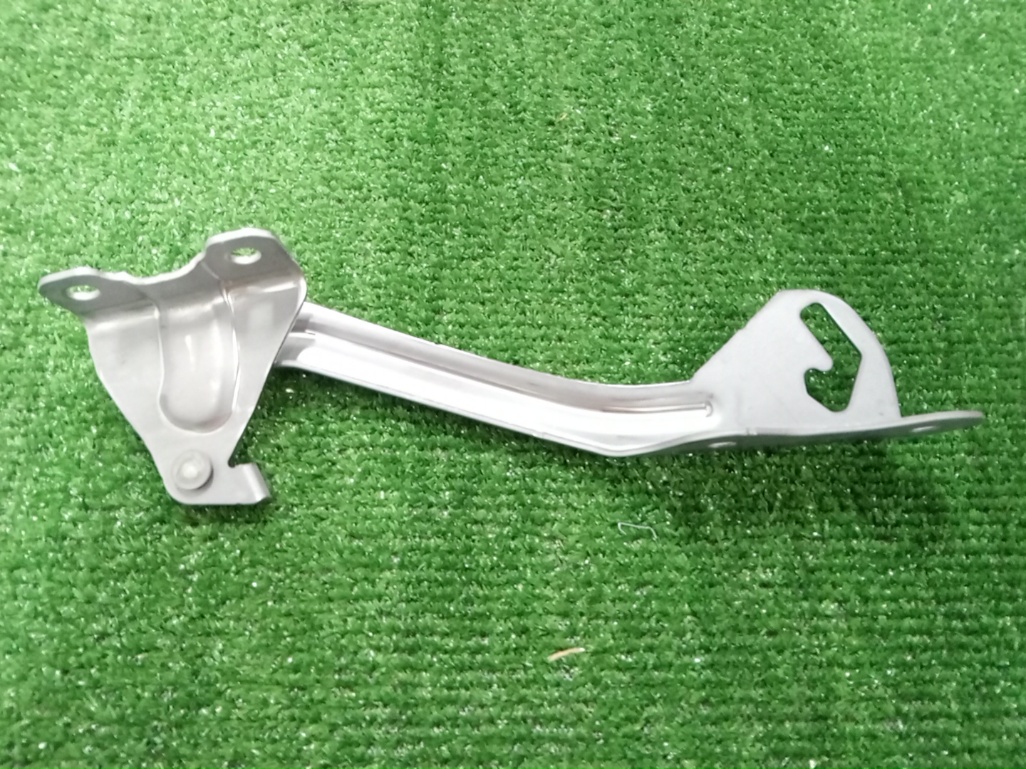 Петля капота левая передняя NISSAN DAYZ B45W, B43W, B46W, B47W, B48W, B44W 65401-7MA0A 2 ракурс