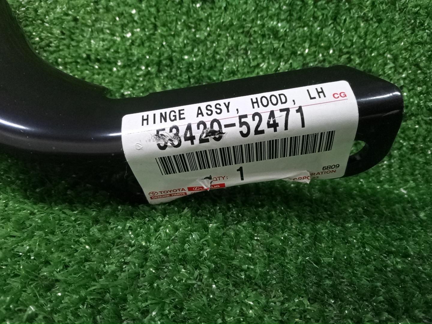 Петля капота левая TOYOTA SIENTA NSP170G 53420-52430 3 ракурс