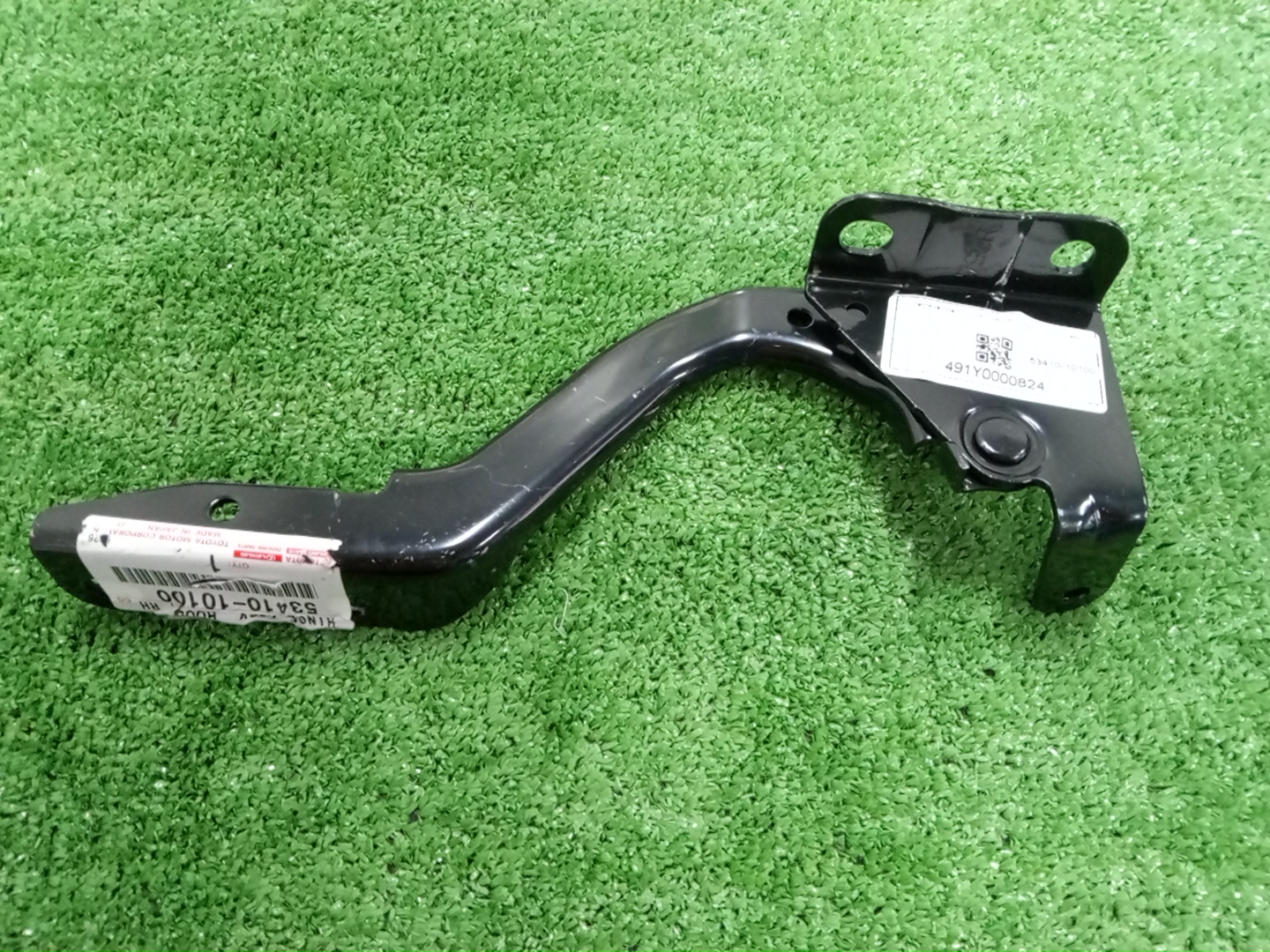 Петля капота правая TOYOTA C-HR NGX10 53410-10100 4 ракурс