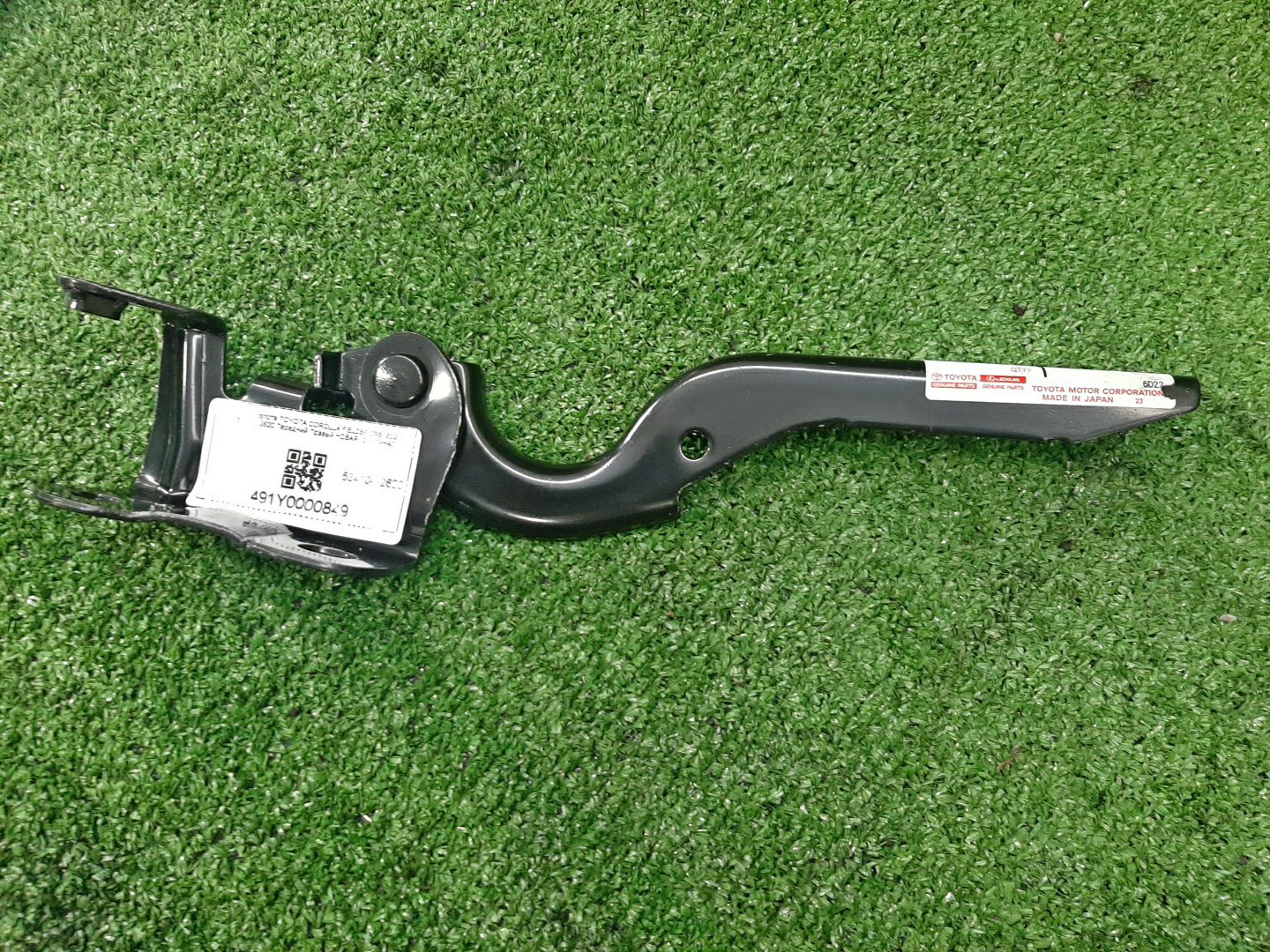 Петля капота правая передняя TOYOTA COROLLA FIELDER ZRE162G 53410-12620 2 ракурс