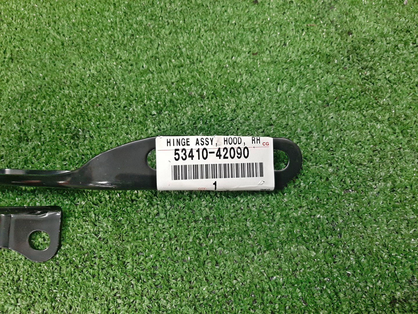 Петля капота правая TOYOTA RAV4 ACA33 53410-42090 3 ракурс