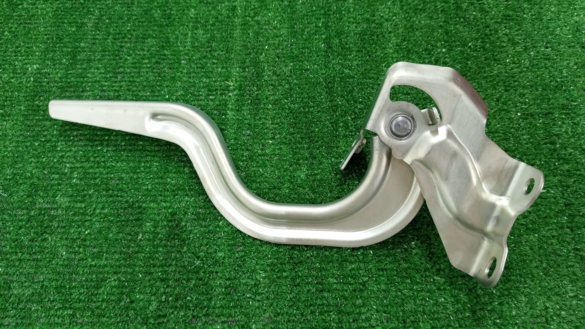Петля капота левая TOYOTA AQUA MXPK10 53420-52541 1 ракурс