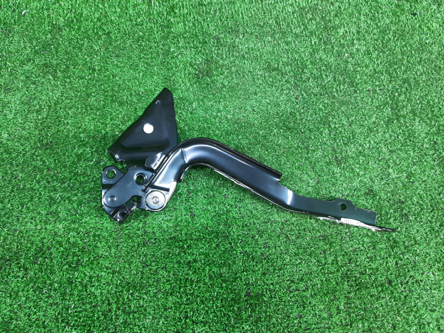 Петля капота правая передняя TOYOTA HIGHLANDER GSU45 53410-48070 2 ракурс