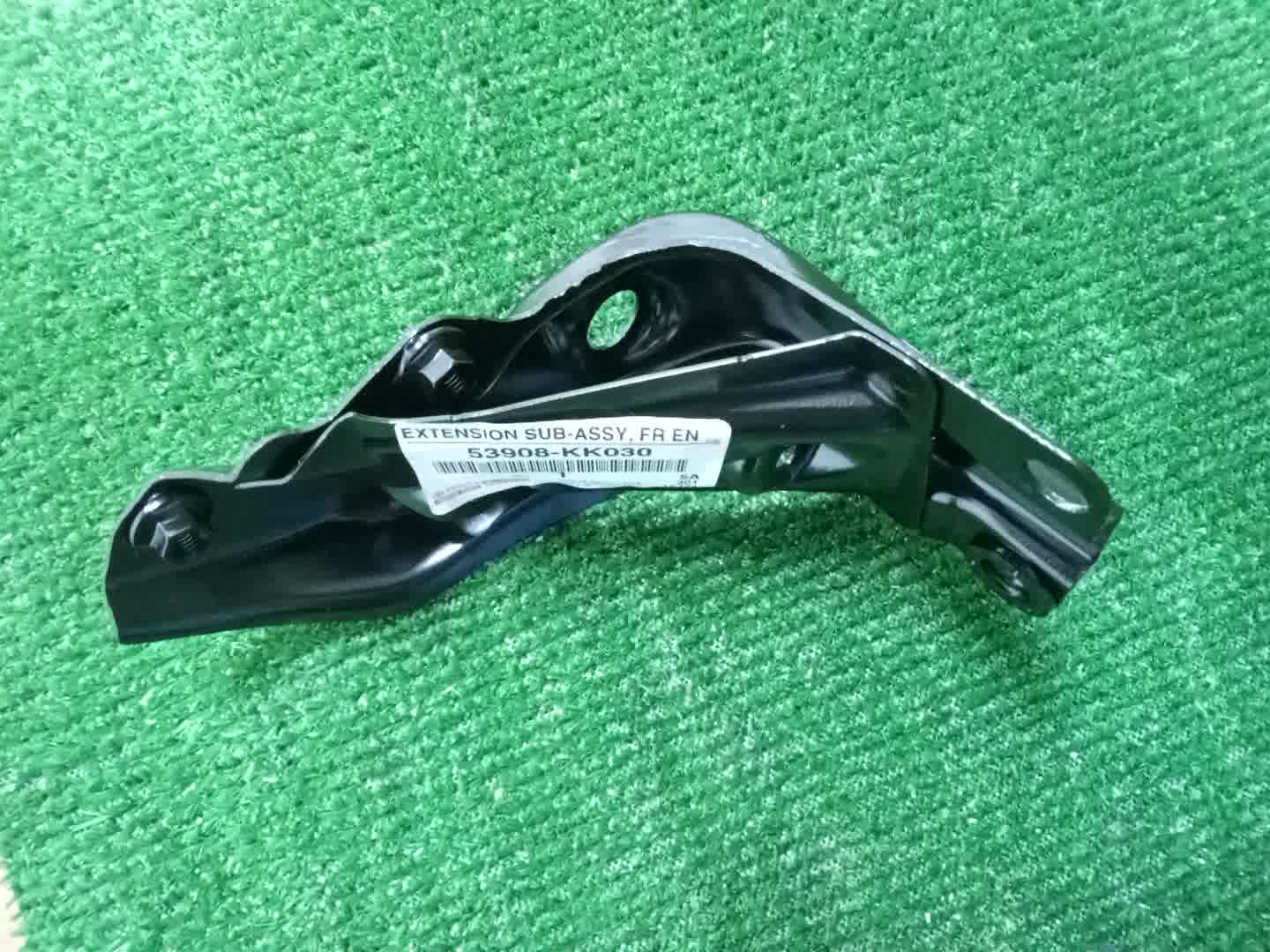 Крепление крыла левое переднее TOYOTA HILUX GUN125 53908-KK030 3 ракурс