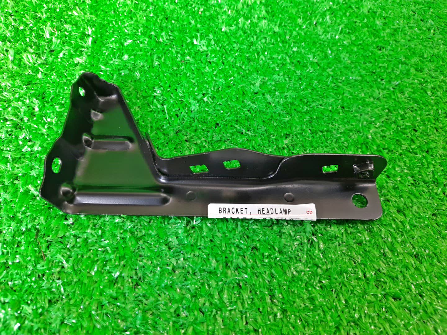 Крепление фары правое переднее LEXUS GX470 UZJ120 53271-60011 1 ракурс