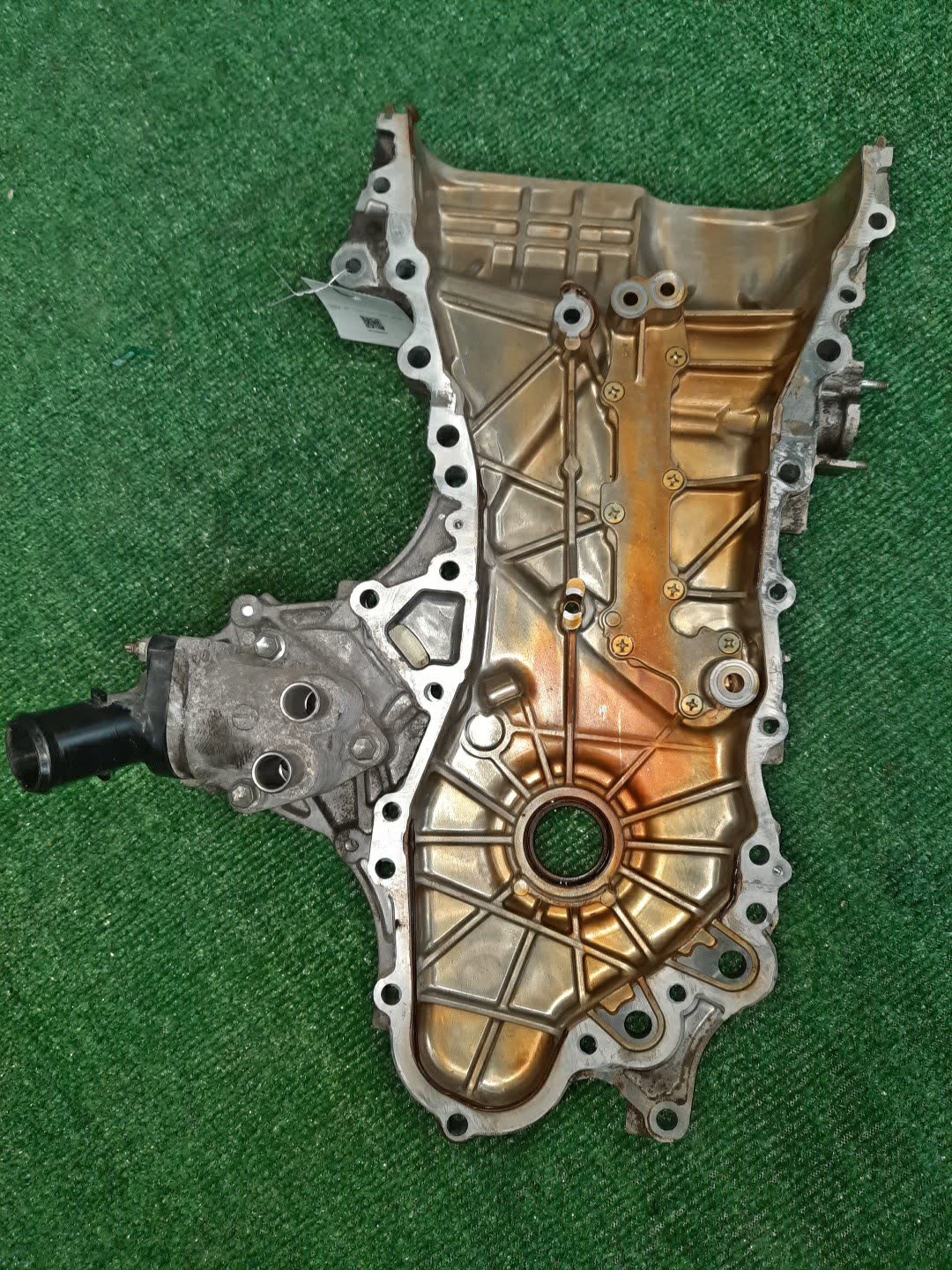 Лобовина двс TOYOTA VOXY ZRR75G 3ZR-FAE 2 ракурс
