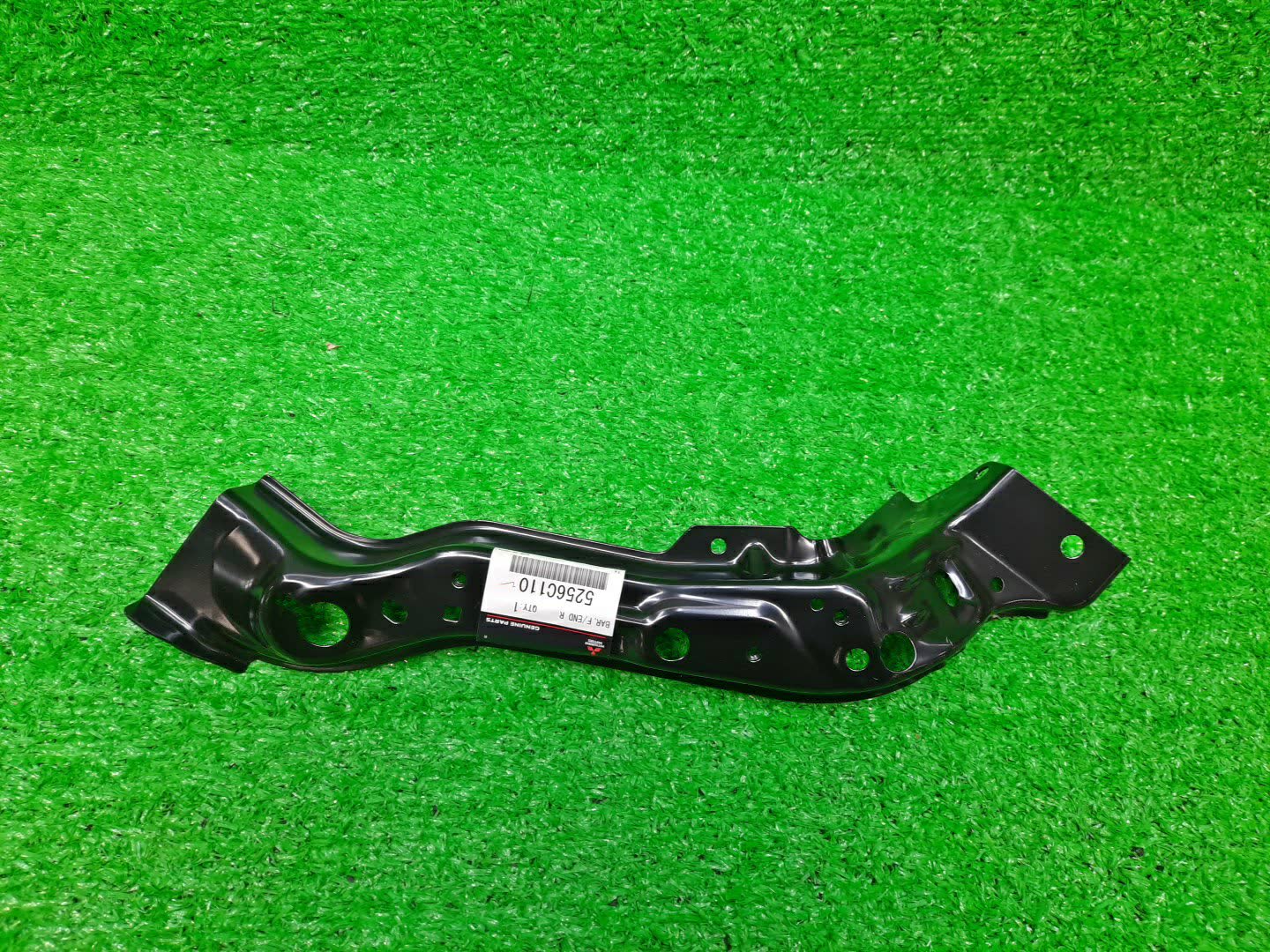Крепление фары правое переднее MITSUBISHI ECLIPSE CROSS GK1W 5256C110 2 ракурс