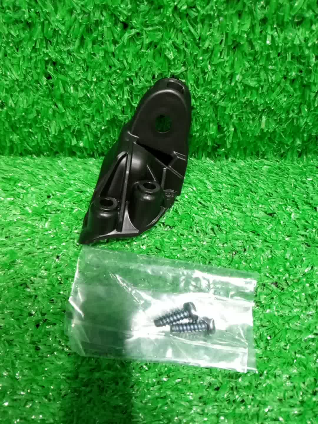 Крепление фары правое переднее TOYOTA VOXY MZRA90W 81193-V1050 1 ракурс