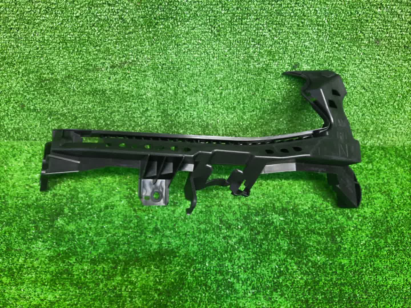 Крепление фары правое переднее SUBARU OUTBACK BT5 57707AN081 1 ракурс