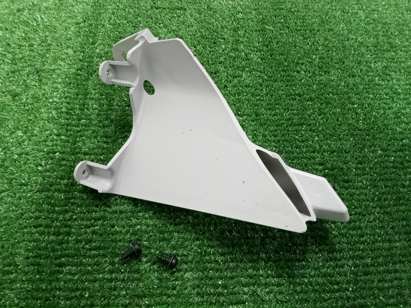 Крепление фары правое TOYOTA PREMIO ZRT261 81195-20070 2 ракурс