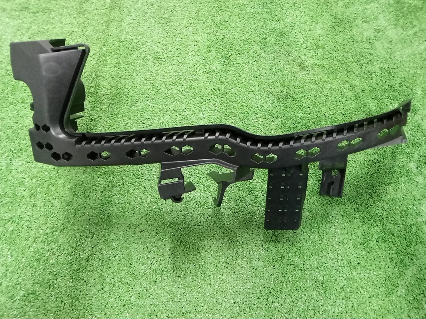 Крепление фары левое переднее SUBARU FORESTER SKE 57707SJ010 1 ракурс