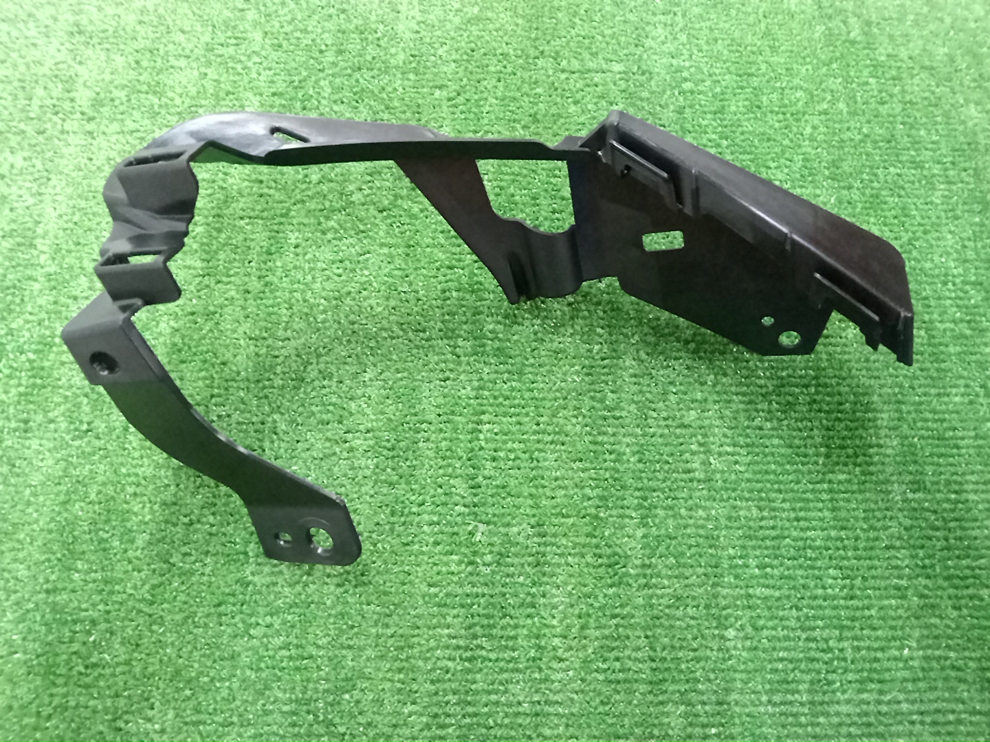 Крепление фары правое переднее HONDA SHUTTLE GK8 71140-TD4-000 3 ракурс