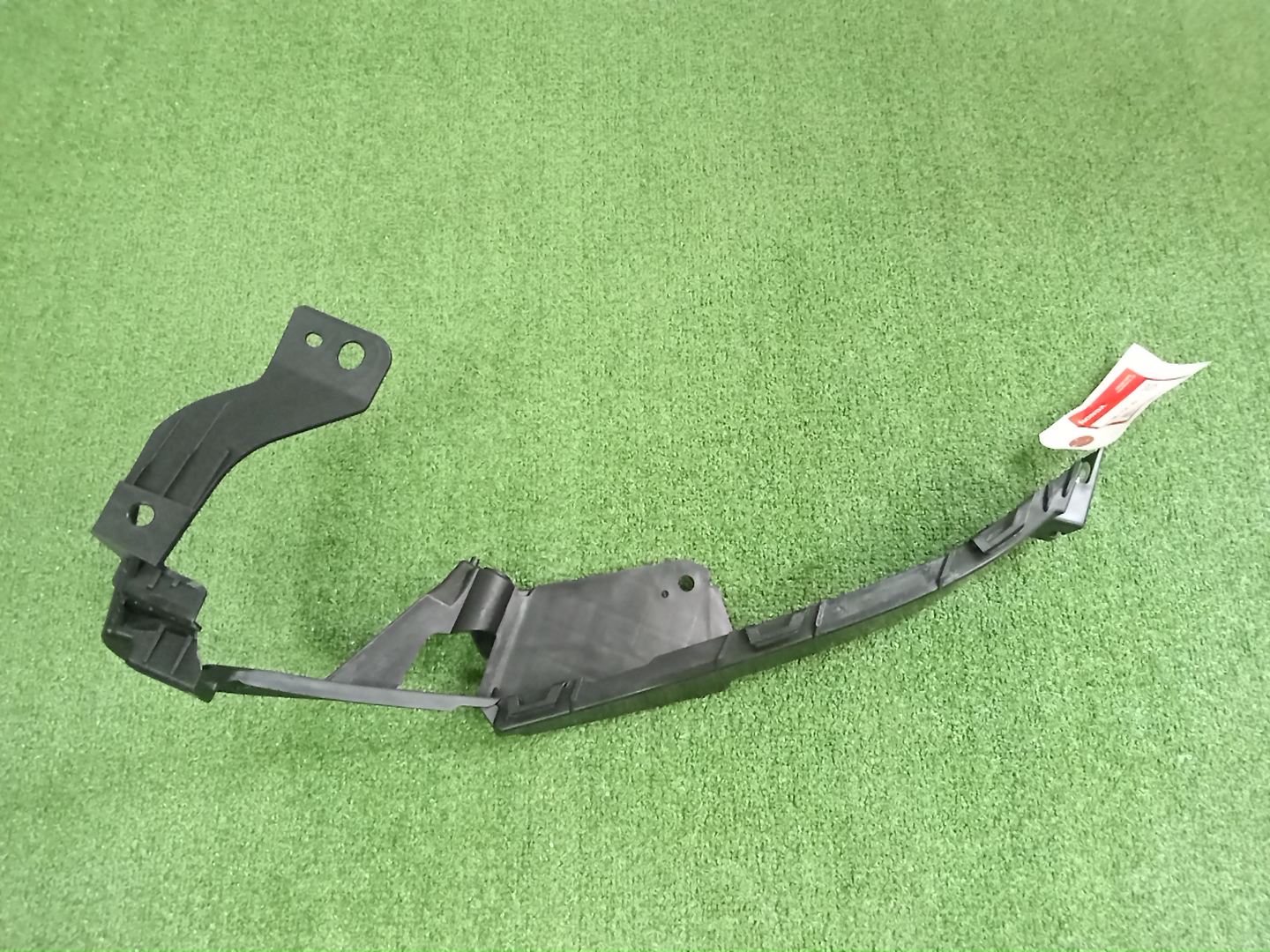 Крепление фары левое переднее HONDA SHUTTLE GK8 71190-TD4-J51 1 ракурс