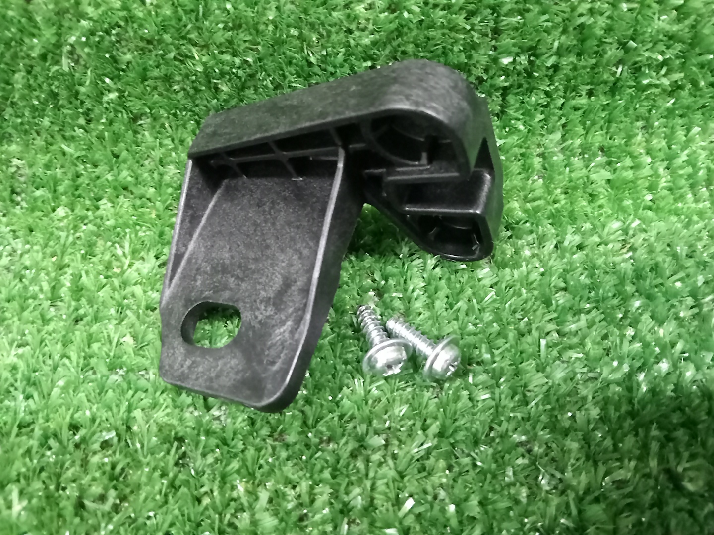 Крепление фары левое TOYOTA PRIUS ZVW51 81194-47120 1 ракурс