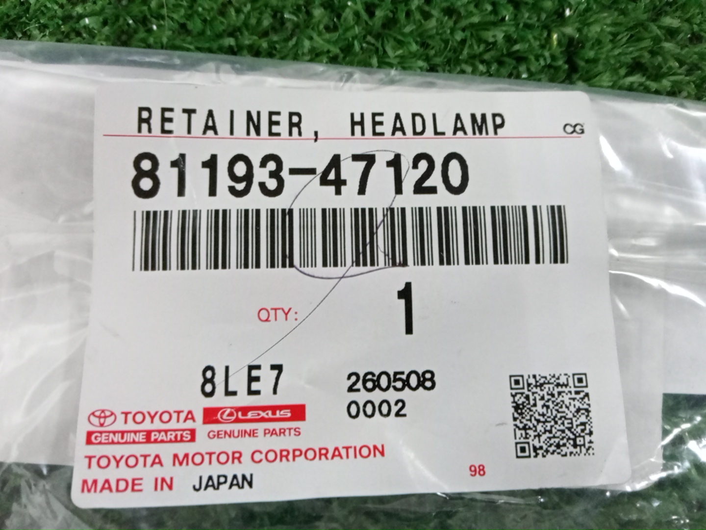 Крепление фары правое TOYOTA PRIUS ZVW51 81193-47120 4 ракурс