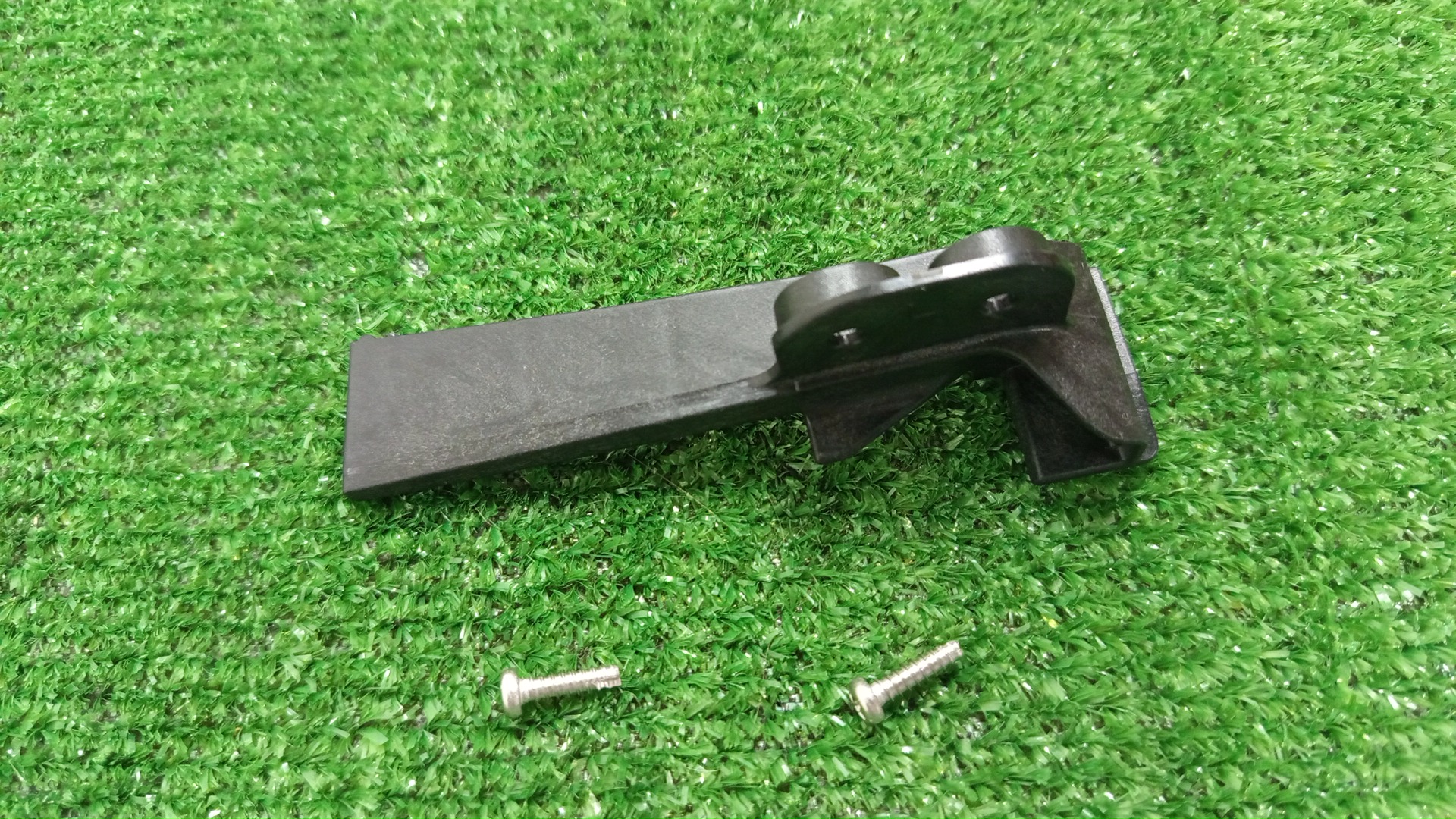Крепление фары левое TOYOTA PRIUS ZVW30 81196-47040 2 ракурс