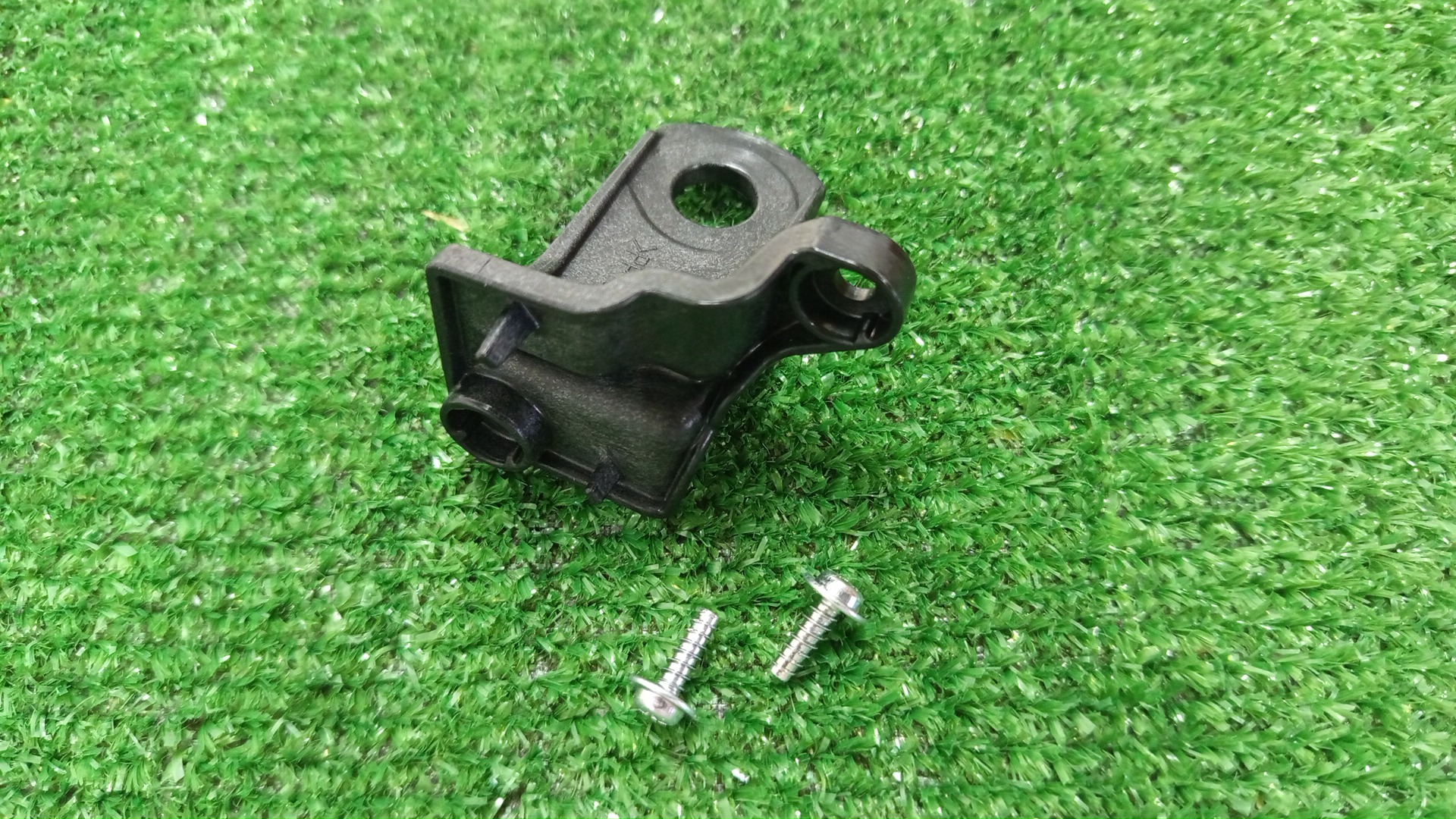 Крепление фары левое LEXUS LX600 VJA310W 81194-60230 2 ракурс