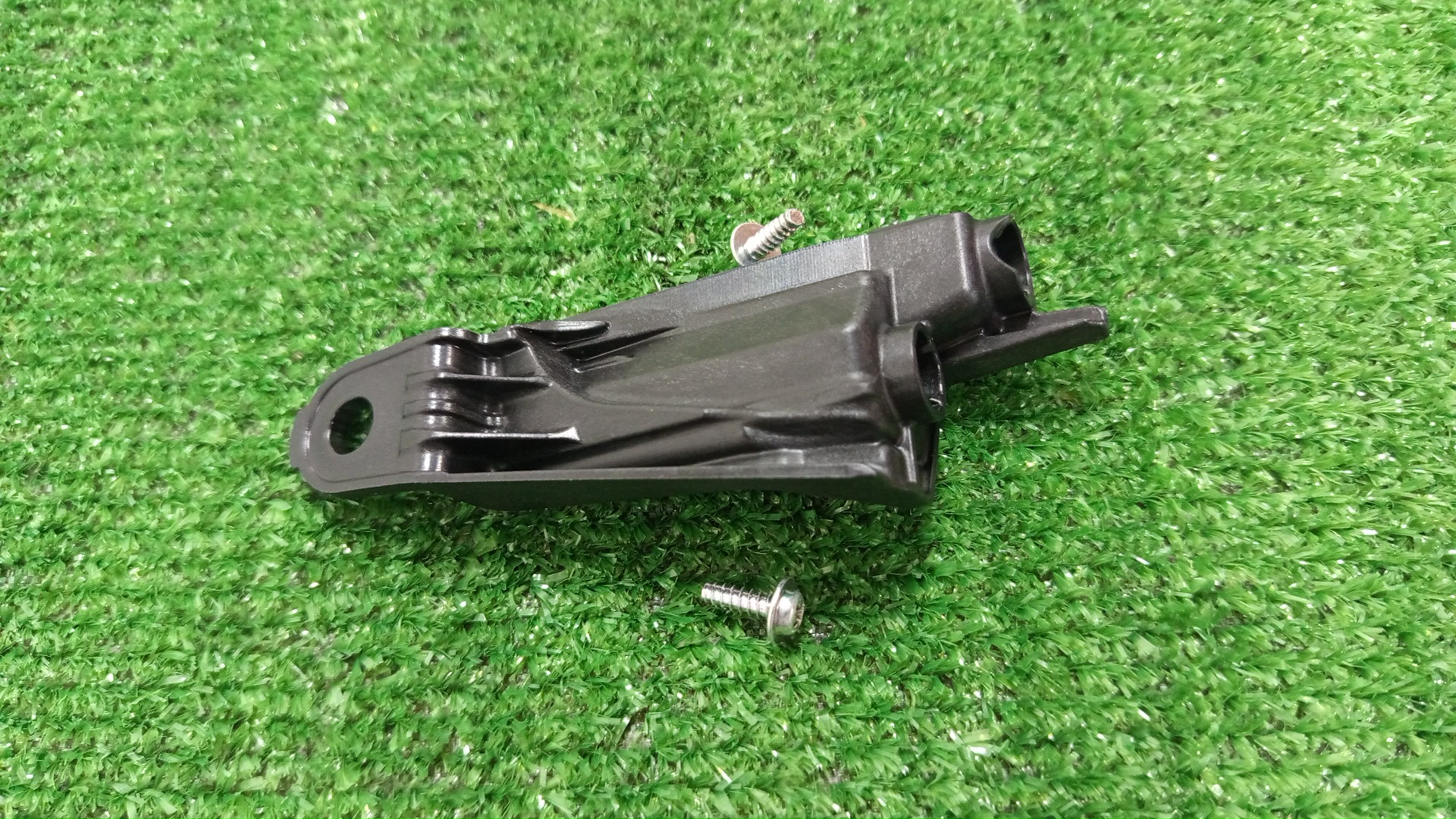 Крепление фары левое LEXUS LX600 VJA310W 81194-60220 2 ракурс