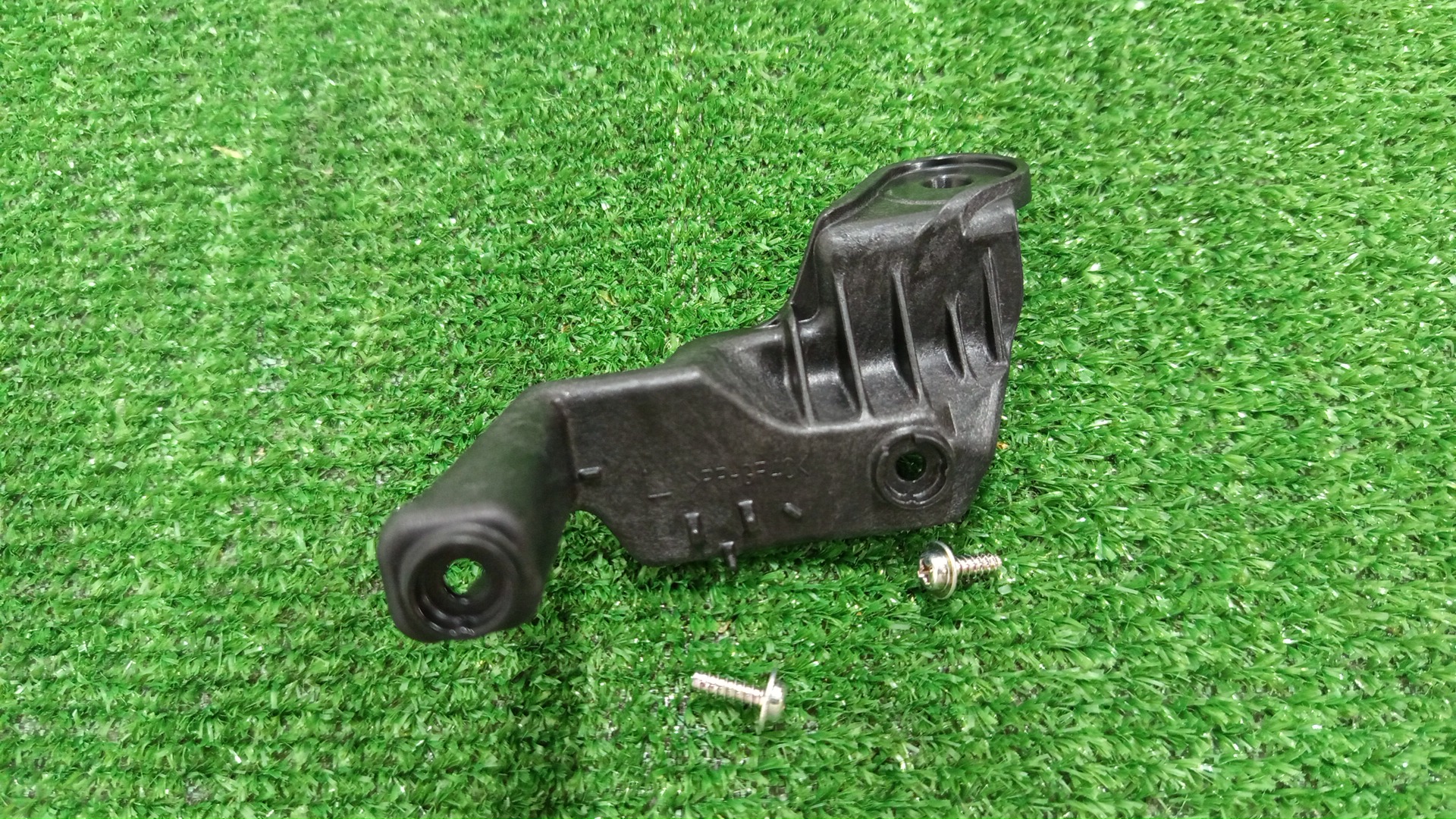 Крепление фары левое LEXUS RX350 TALA10 81194-48220 2 ракурс