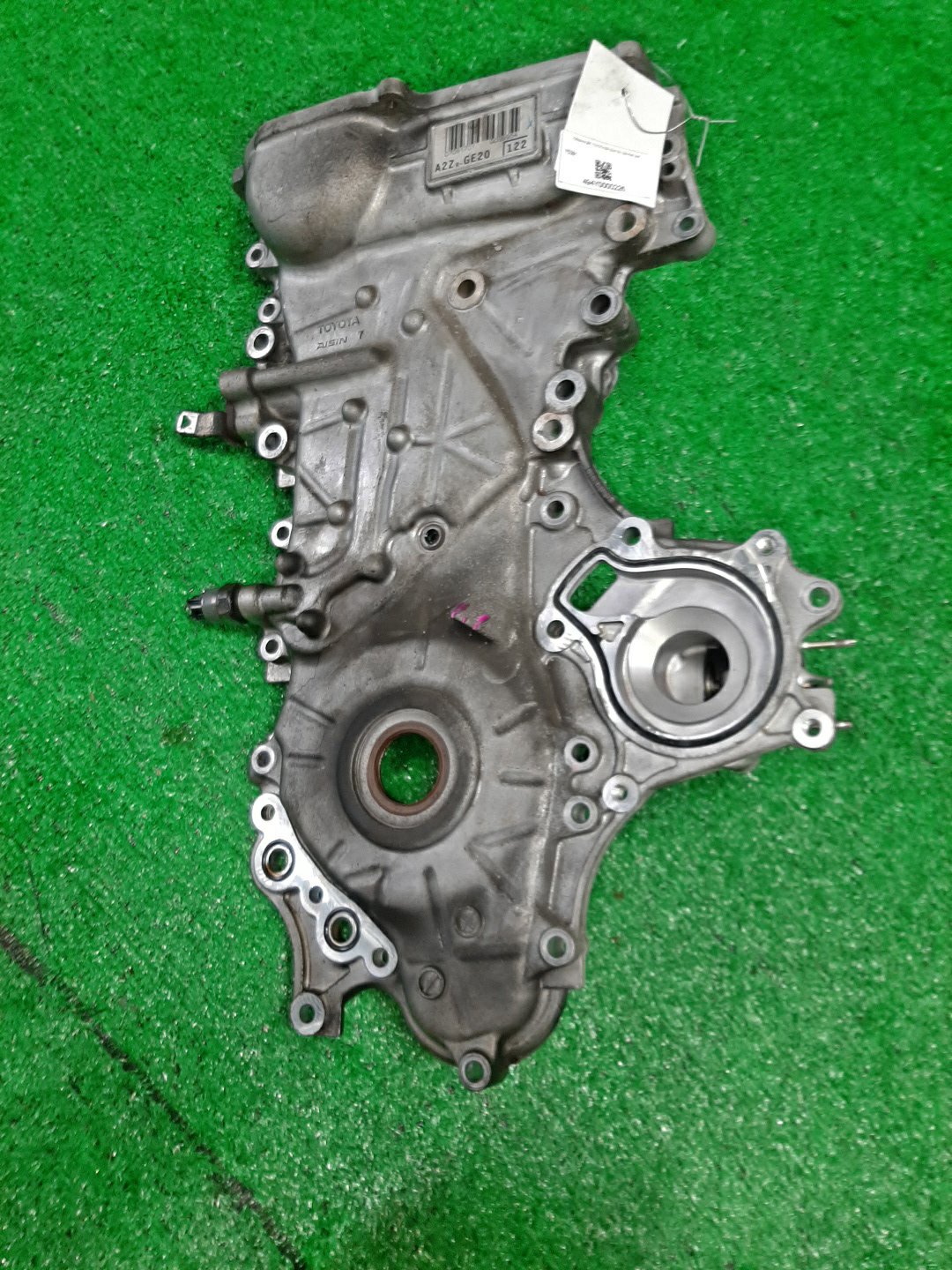 Лобовина двс TOYOTA ISIS ZGM10G 2ZR-FAE 1 ракурс