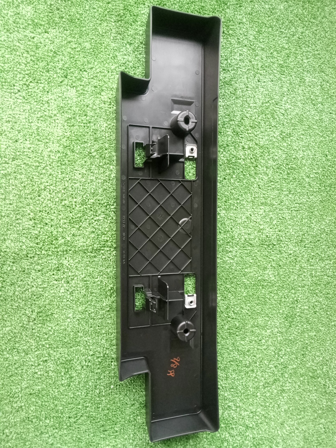 Болты крепления номера передние TOYOTA LAND CRUISER VJA300W 52114-60370 2 ракурс