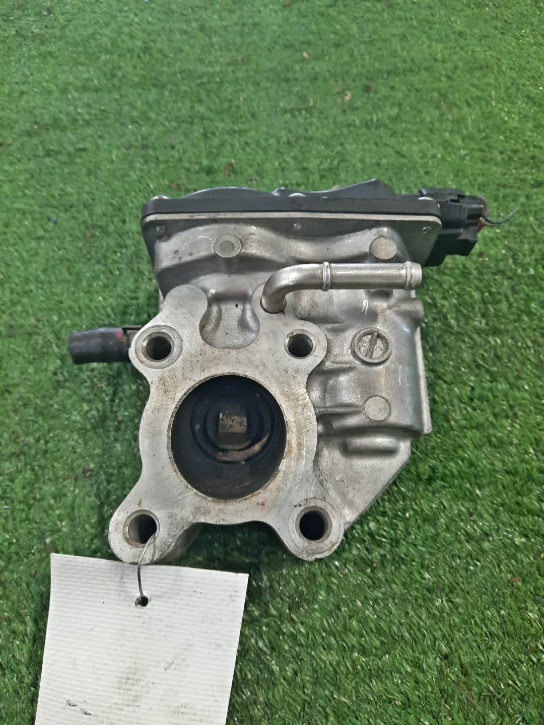 Клапан egr MAZDA ATENZA GJ2FW SH-VPTR SH01-20300 2 ракурс