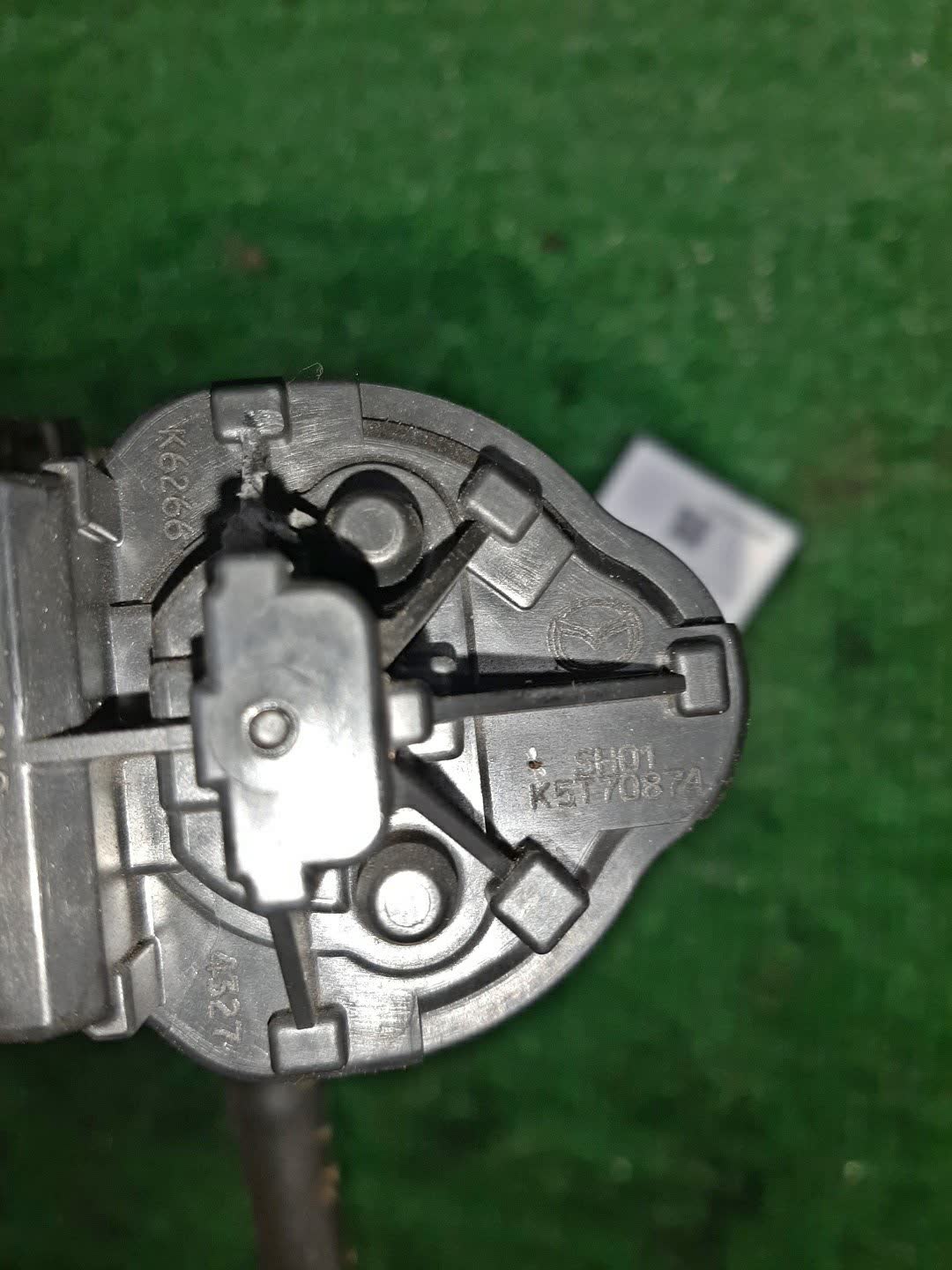Клапан egr MAZDA CX-5 KE2AW SH-VPTS SH01-K5T70874 3 ракурс