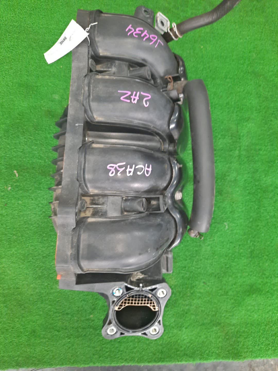 Коллектор впускной TOYOTA VANGUARD ACA38W 2AZ-FE 2 ракурс